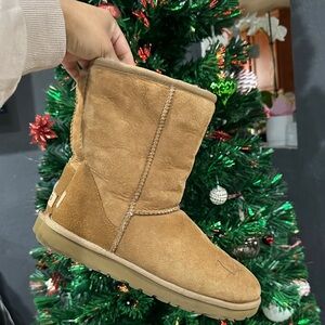 UGG Women's Boots